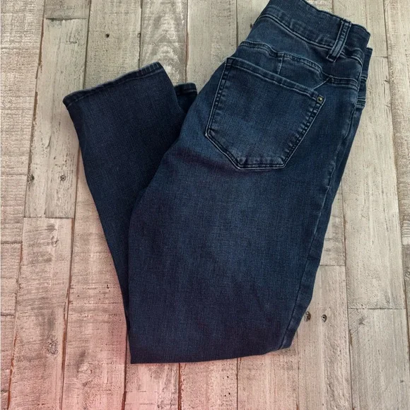 New York & Company Classic Blue Women's Jeans - Picture 4 of 4